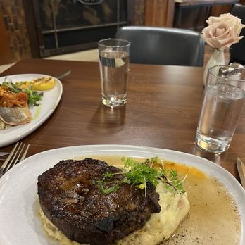 The Whistling Grizzly - Local Wyoming Prime Beef/Bison* - American Near Me - Jackson, Wyoming