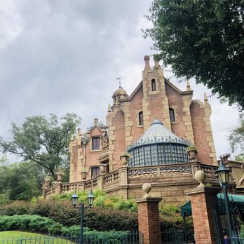 Haunted Mansion - Haunted Mansion - Haunted Houses Near Me - Orlando, Florida