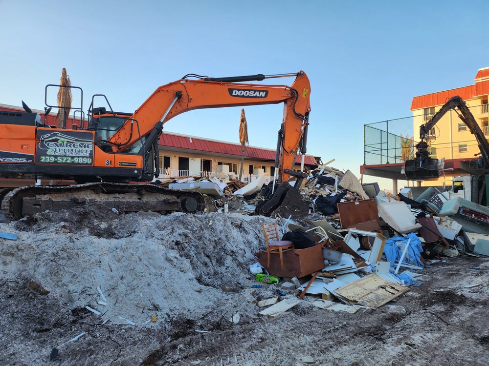 EXTREME DEMOLITION & LAND CLEARING Updated April 2024 20 Photos