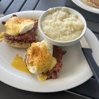 Eggs Up Grill - Breakfast & Brunch Near Me - North Myrtle Beach, South Carolina