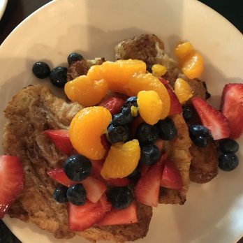 la Madeleine - Cinnamon Croissant French Toast - Bakeries Near Me - New Orleans, Louisiana la Madeleine - Cinnamon Croissant French Toast - Bakeries Near Me - New Orleans, Louisiana