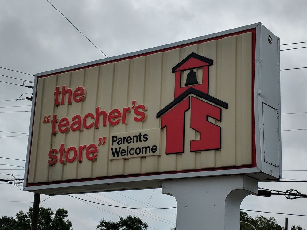 TEACHERS STORE CLOSED Updated August 2024 110 Photos 16911 Middlebelt Rd, Livonia