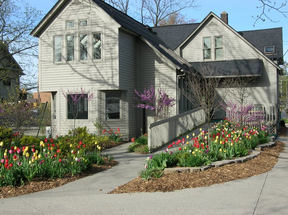 HAIR DESIGNS NORTH Updated October 2024 841 S Military St, Dearborn