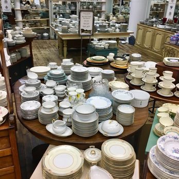 VNTG Home - My favorite room! So many beautiful plates! - Furniture Reupholstery Near Me - Cleveland, Ohio VNTG Home - My favorite room! So many beautiful plates! - Furniture Reupholstery Near Me - Cleveland, Ohio