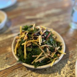 Pêche - Kale salad