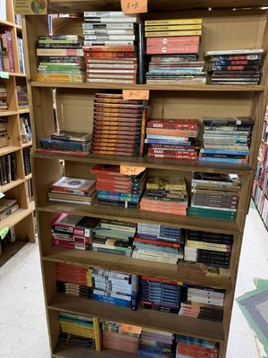 Chamblin Bookmine by null