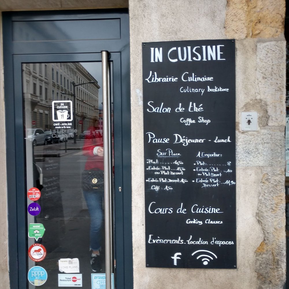 In Cuisine - Front of shop - Bookstores Near Me - Lyon, 69