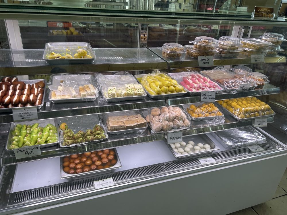 Standard Sweets Logo
