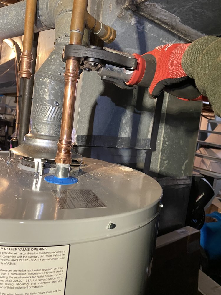 Slide of Mundo’s Service and Repair