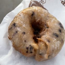 Donut Star - Blueberry Donut (TikTok: @justandyvu)