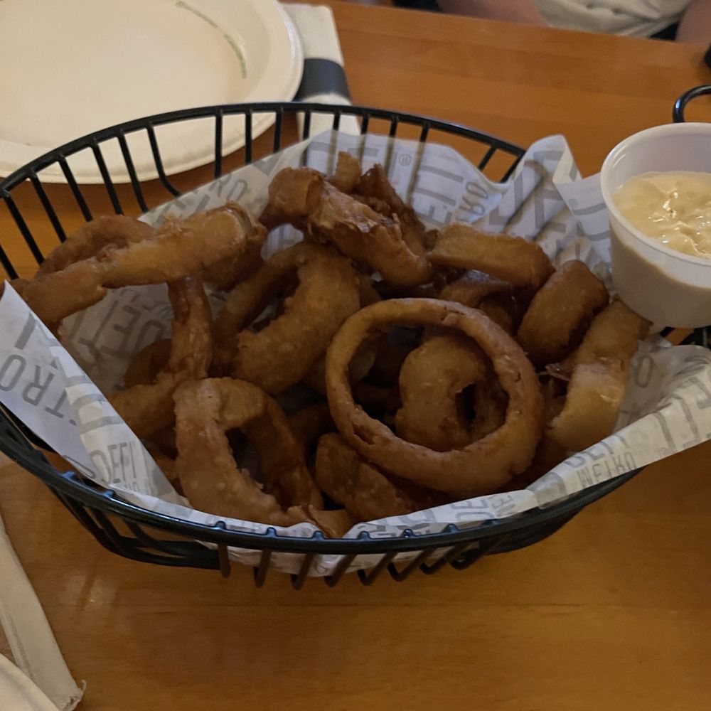 The Hayloft At Hobbs Tavern - Onion Rings - Pizza Near Me - Ossipee, New Hampshire