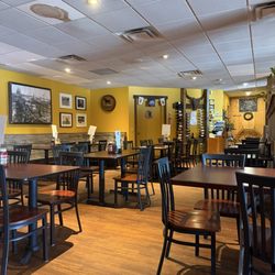 Iron Skillet Too - Seating area