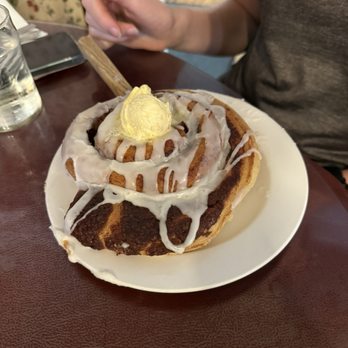 Molly's Souper - Cinnamon Roll - Breakfast & Brunch Near Me - Upland, California Molly's Souper - Cinnamon Roll - Breakfast & Brunch Near Me - Upland, California