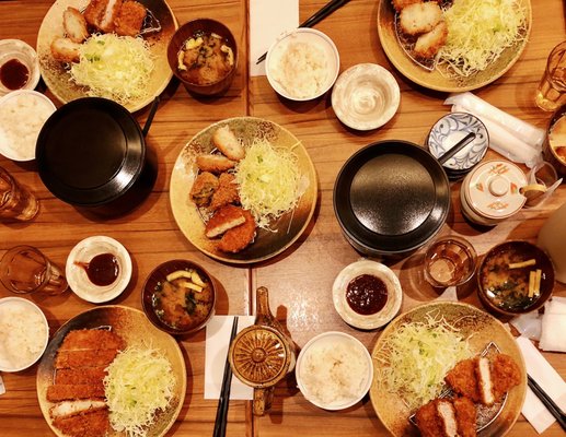 Katsukatsu Tonton by null