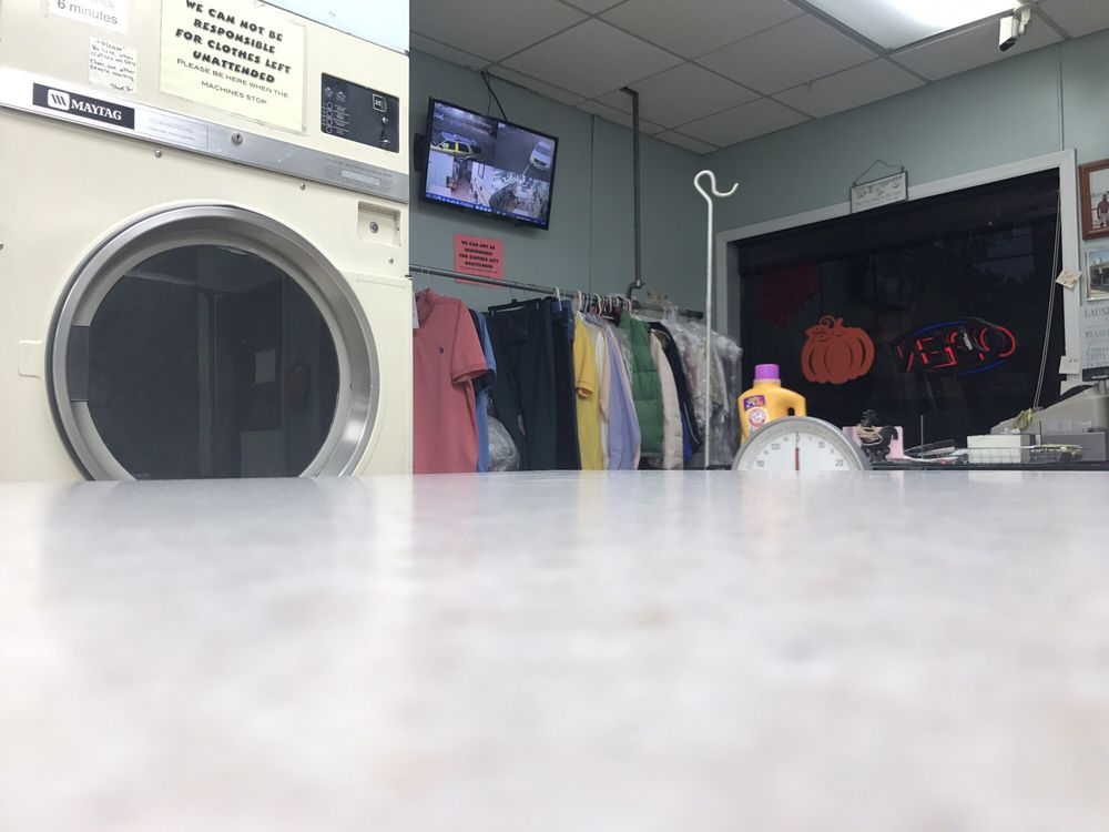 HAWTHORNE CENTER LAUNDROMAT Updated October 2024 10 Reviews 579