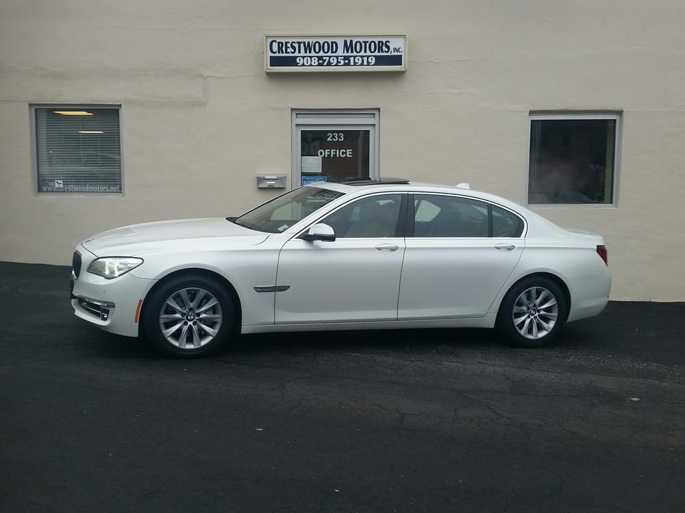 CRESTWOOD MOTORS 233 Broad St, Summit, New Jersey Car Dealers