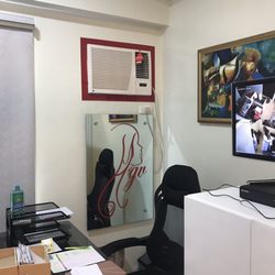 HGV derma clinic - Consultation room