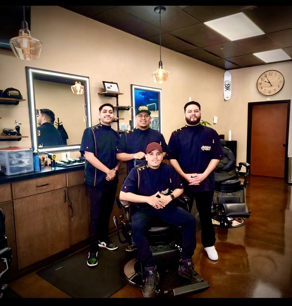PATRÓNS BARBER PARLOUR 13 Photos & 36 Reviews 15855 Soquel Canyon