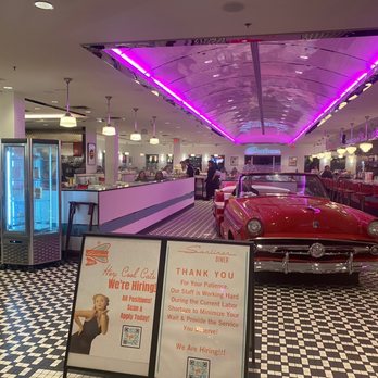 Sunliner Diner - Inside - Diners Near Me - Pigeon Forge, Tennessee Sunliner Diner - Inside - Diners Near Me - Pigeon Forge, Tennessee