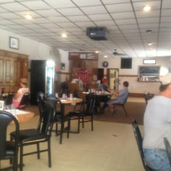 Frontier Restaurant & Bar - Just a Saturday afternoon at the diner.