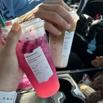 Starbucks - Coffee & Tea Near Me - Machesney Park, Illinois Starbucks - Coffee & Tea Near Me - Machesney Park, Illinois