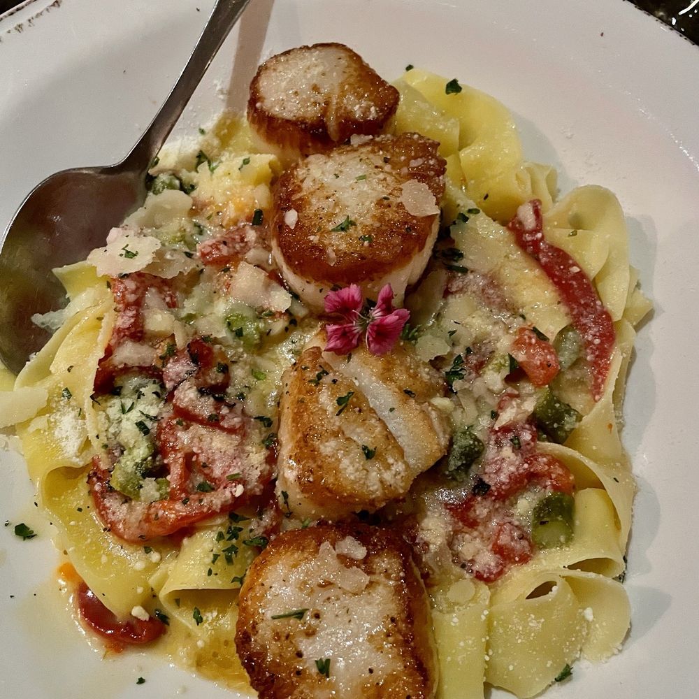 Creekside Inn - Scallops - Bed & Breakfast Near Me - Oneida, New York Creekside Inn - Scallops - Bed & Breakfast Near Me - Oneida, New York
