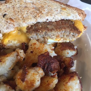 Bellevue Bistro - Geotta grilled cheese! - Breakfast & Brunch Near Me - Bellevue, Kentucky Bellevue Bistro - Geotta grilled cheese! - Breakfast & Brunch Near Me - Bellevue, Kentucky