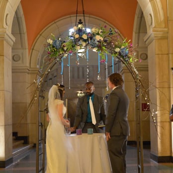 Iron Heart - Exactly what I wanted. The beautiful arch decorated with beautiful flowers and bling. - Florists Near Me - Upland, California