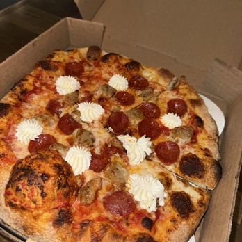 King of Fire - The New Yorker, 10" - Pizza Near Me - Charlotte, North Carolina King of Fire - The New Yorker, 10" - Pizza Near Me - Charlotte, North Carolina