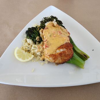 Cotton's Restaurant & Lounge - Grouper Special - Seafood Near Me - Orange Beach, Alabama