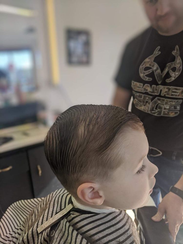 Gooding Barber Shop Logo