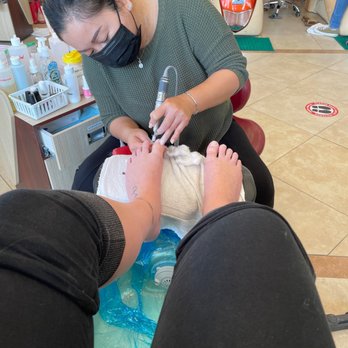 Labella Nail Salon - Getting my polishes removed because she did a horrible job painting them. This lady had to jump in so it wasn't her fault. - Nail Salons Near Me - Tustin, California Labella Nail Salon - Getting my polishes removed because she did a horrible job painting them. This lady had to jump in so it wasn't her fault. - Nail Salons Near Me - Tustin, California