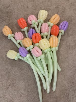 Balloon flora bouquet - I can do a tulip bouquet for any special day Balloon flora bouquet - I can do a tulip bouquet for any special day
