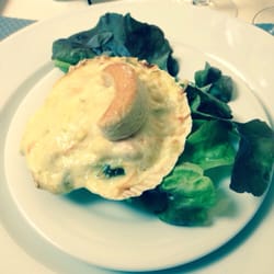 A l'Auberge Bord des Eaux - Notre entrée !