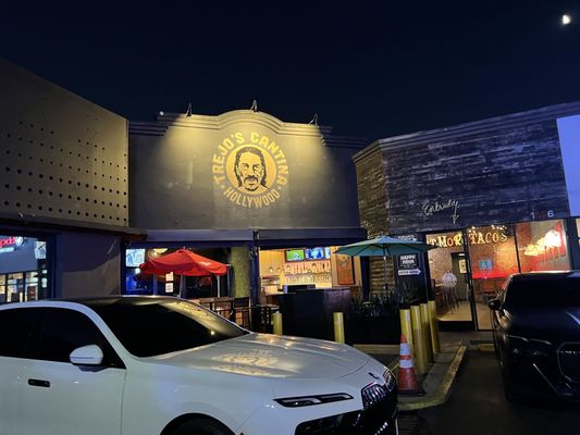 Trejo's Cantina - Hollywood by null