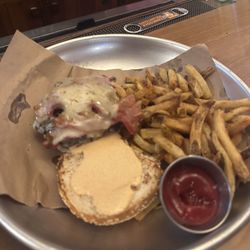 The Arnold House - Brunson Burger