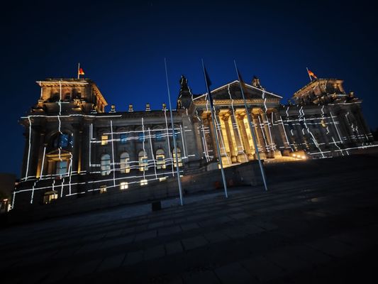 Reichstag Building by null