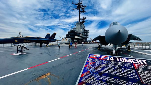 USS Lexington by null