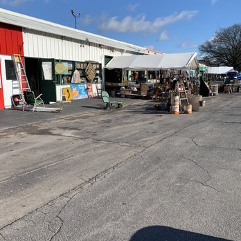 Raleigh Flea Market - Antiques Near Me - Raleigh, North Carolina Raleigh Flea Market - Antiques Near Me - Raleigh, North Carolina