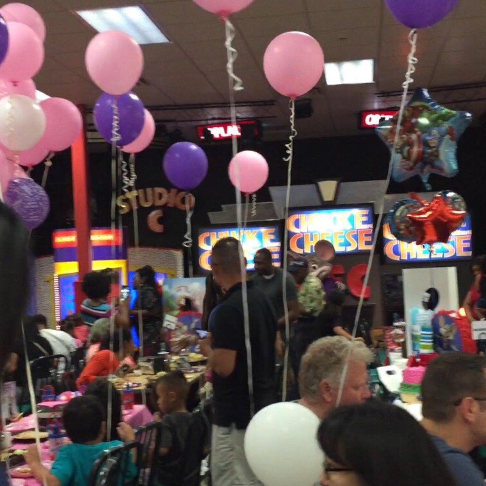 Chuck E. Cheese - Pizza Near Me - Pearland, Texas Chuck E. Cheese - Pizza Near Me - Pearland, Texas