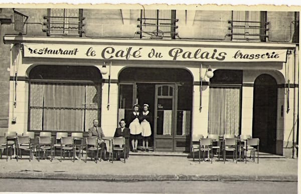 Café du Palais by null