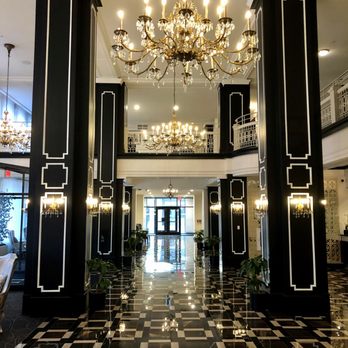 Hotel Retlaw - Glamourous Lobby - Hotels Near Me - Fond du Lac, Wisconsin Hotel Retlaw - Glamourous Lobby - Hotels Near Me - Fond du Lac, Wisconsin