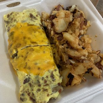 Mitch's Westside Bagels Too - Bacon Omelette with cheese and mushrooms - Bagels Near Me - Weston, Florida Mitch's Westside Bagels Too - Bacon Omelette with cheese and mushrooms - Bagels Near Me - Weston, Florida