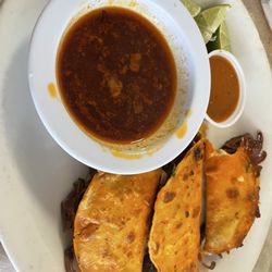 Casa Mexico - Birria tacos
