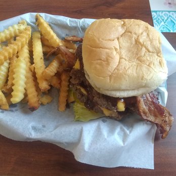 Teri's Route 66 Diner - Route 66 burger and fries - Diners Near Me - Granite City, Illinois