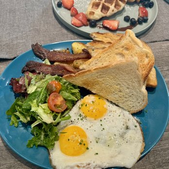 Wara Cafe - Classic Breakfast with Sunny Side Up Eggs - Cafes Near Me - Chino, California Wara Cafe - Classic Breakfast with Sunny Side Up Eggs - Cafes Near Me - Chino, California
