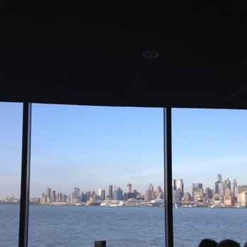 Chart House - Seafood Near Me - Weehawken, New Jersey