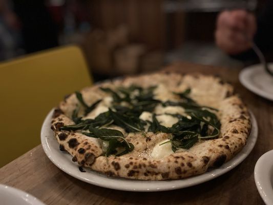 Benchmark Pizzeria by null