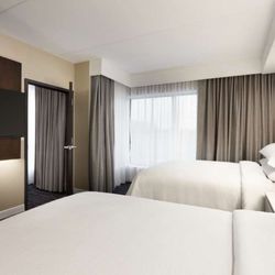 Embassy Suites by Hilton Atlanta NE Gwinnett Sugarloaf - Guest room amenity