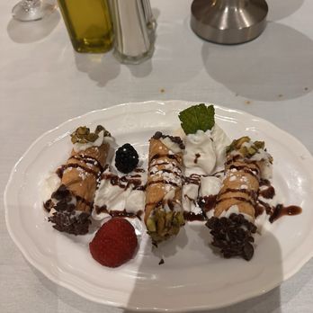 Florio's Italian - Cannolis - Italian Near Me - Crystal Lake, Illinois